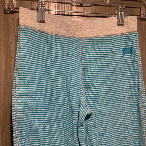 25. Nike Blue Striped Track pants Size Large in Kids, Women's Small - Picture 2 of 8